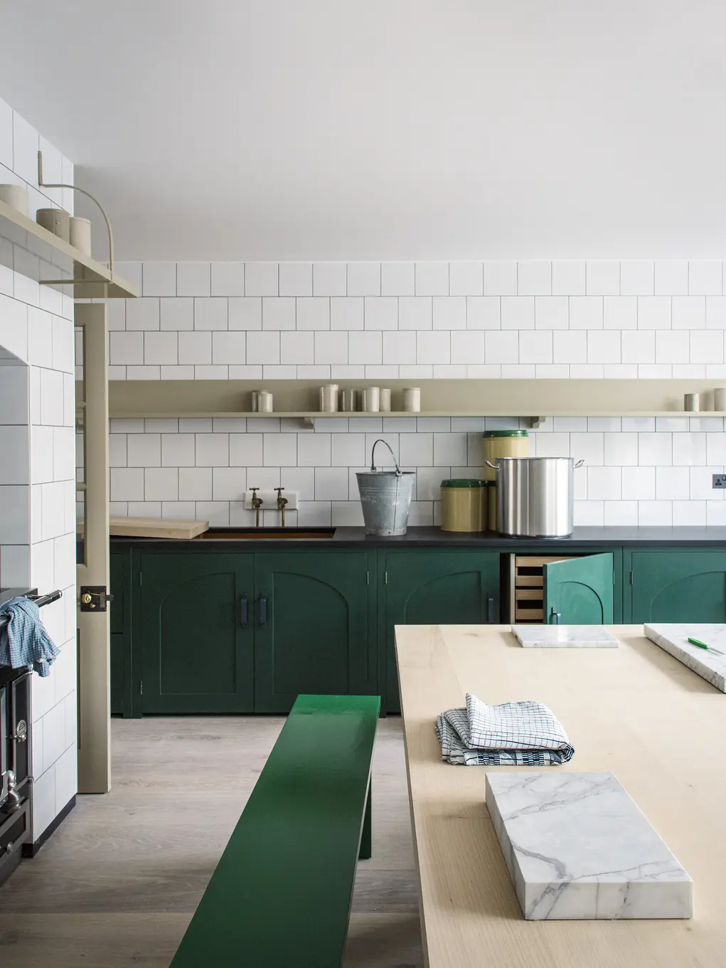 Plain English kitchen