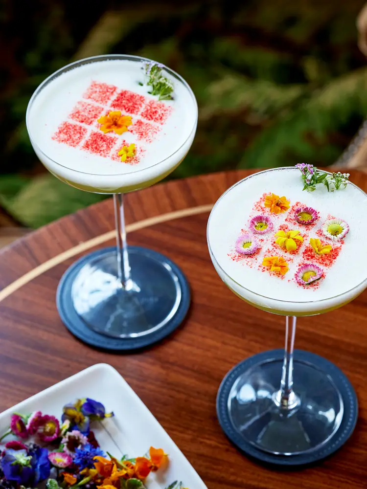 Floral cocktails at The Lanesborough 