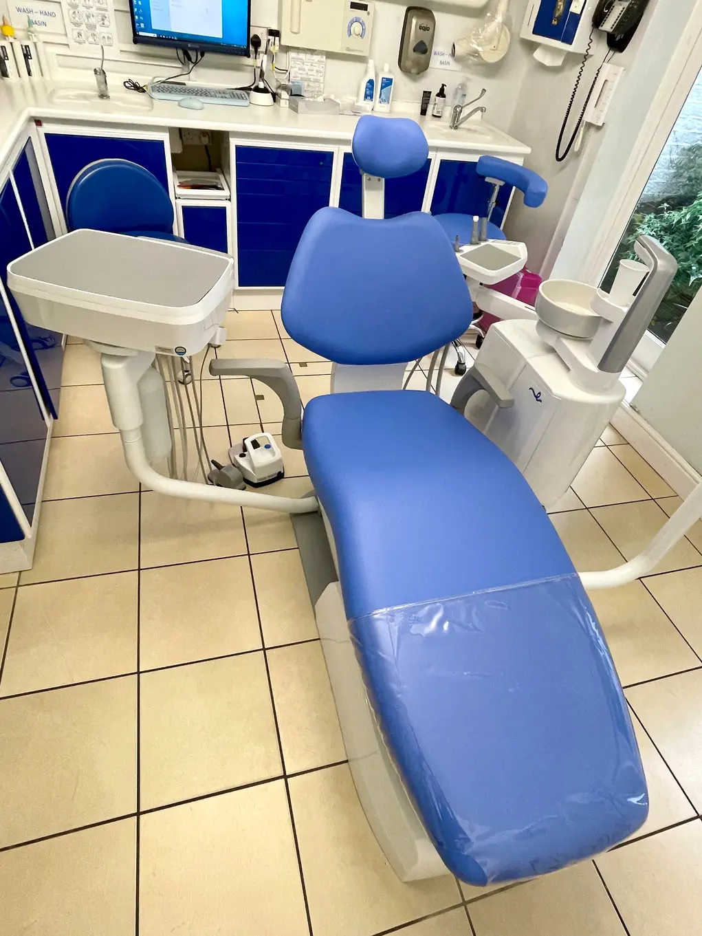 Dentist
