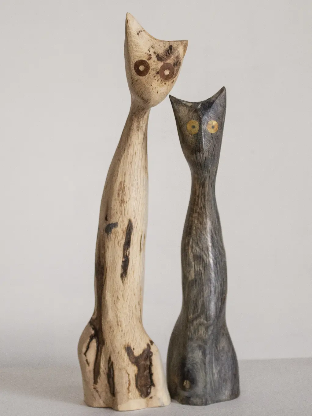 Wooden cats