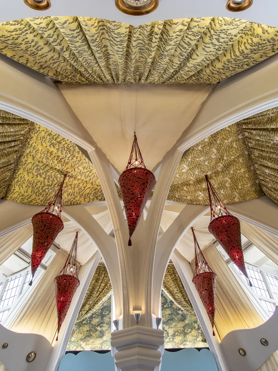ceiling of mosimanns