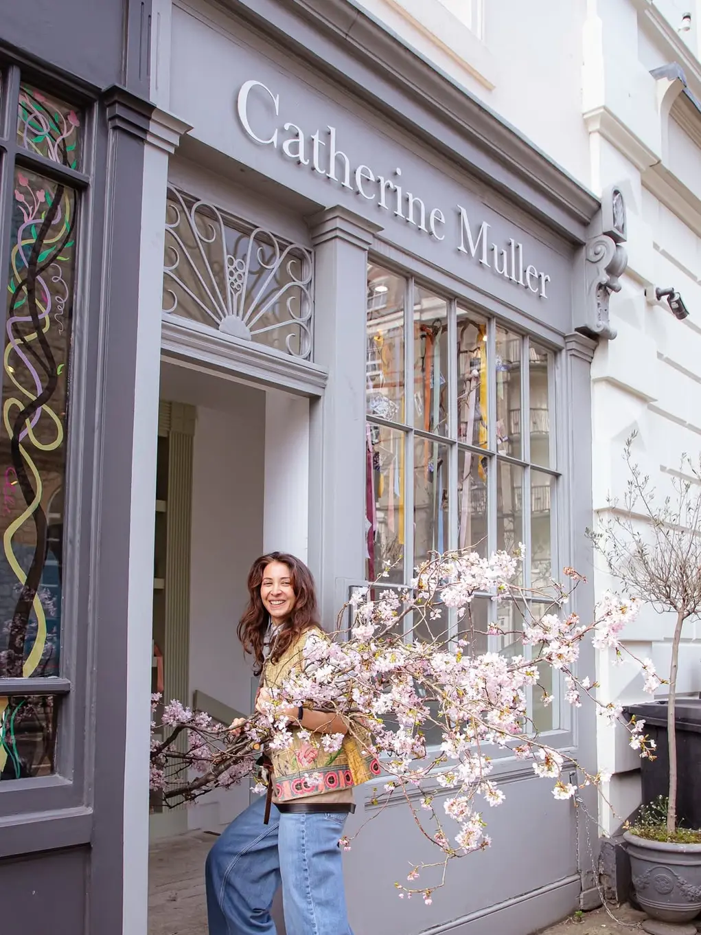 catherine muller outside shop