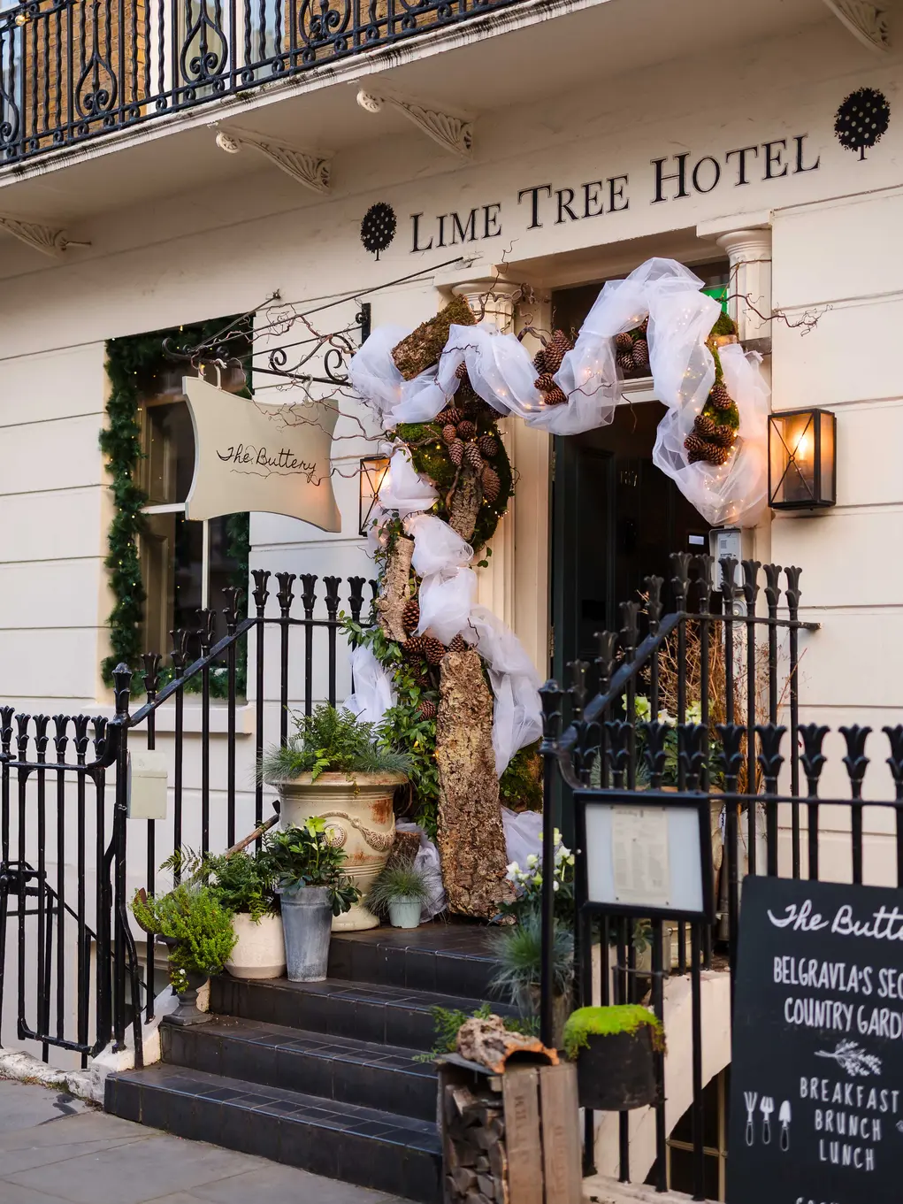 Lime Tree Hotel shopfront