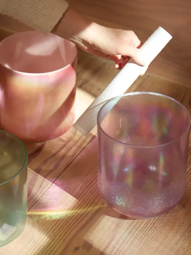 Three cups 