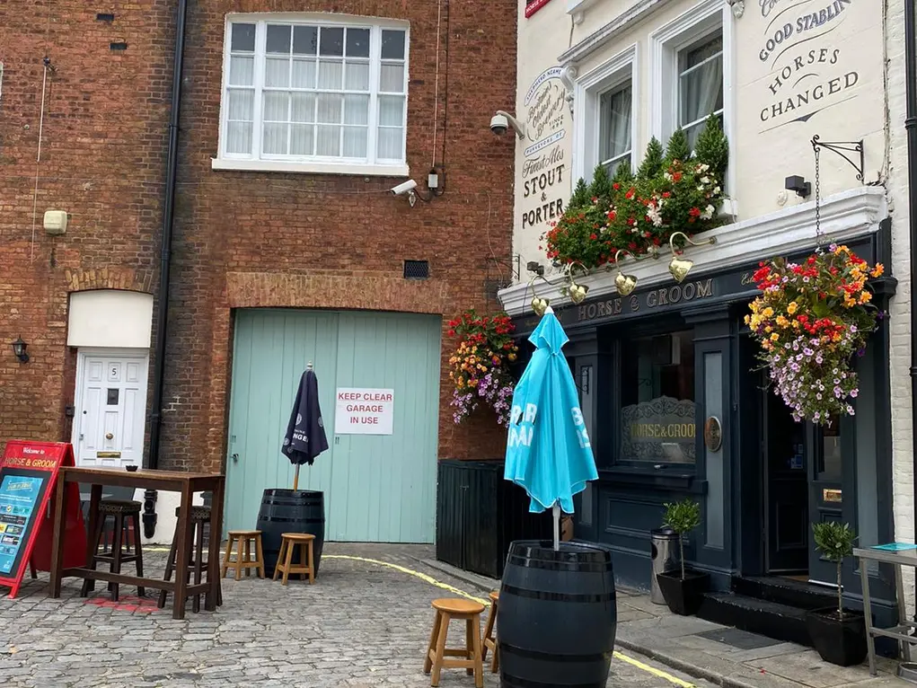Exterior of The Horse and Groom